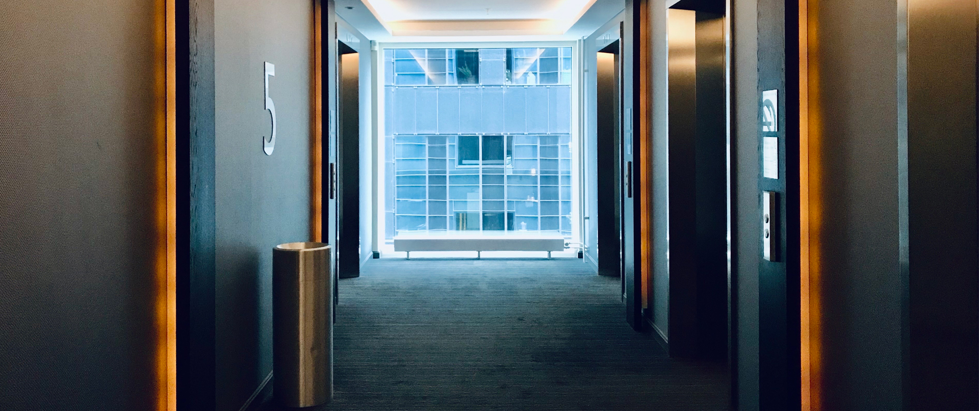Pasillo-de-Hotel